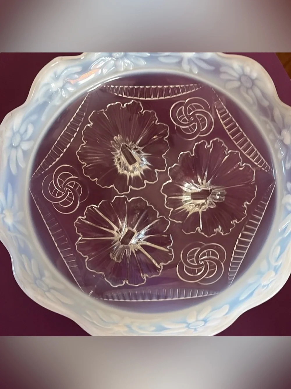 Antique Northwood Ruffles & Rings Daisies Celtic Knots Opalescent bowl
